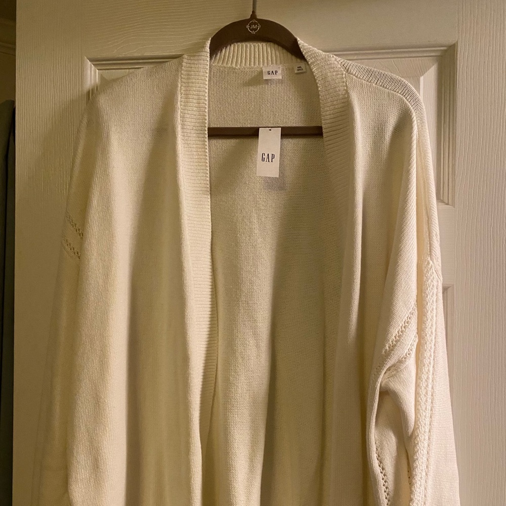 Gap cardigan